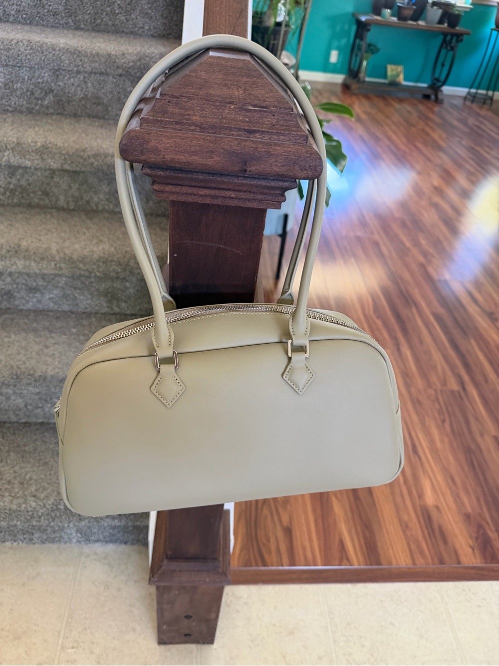Classic Women's Shoulder Bag in Light Olive NWOT
